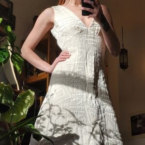 Handmade embroidered geometric pattern embellished wedding dress - Size 6